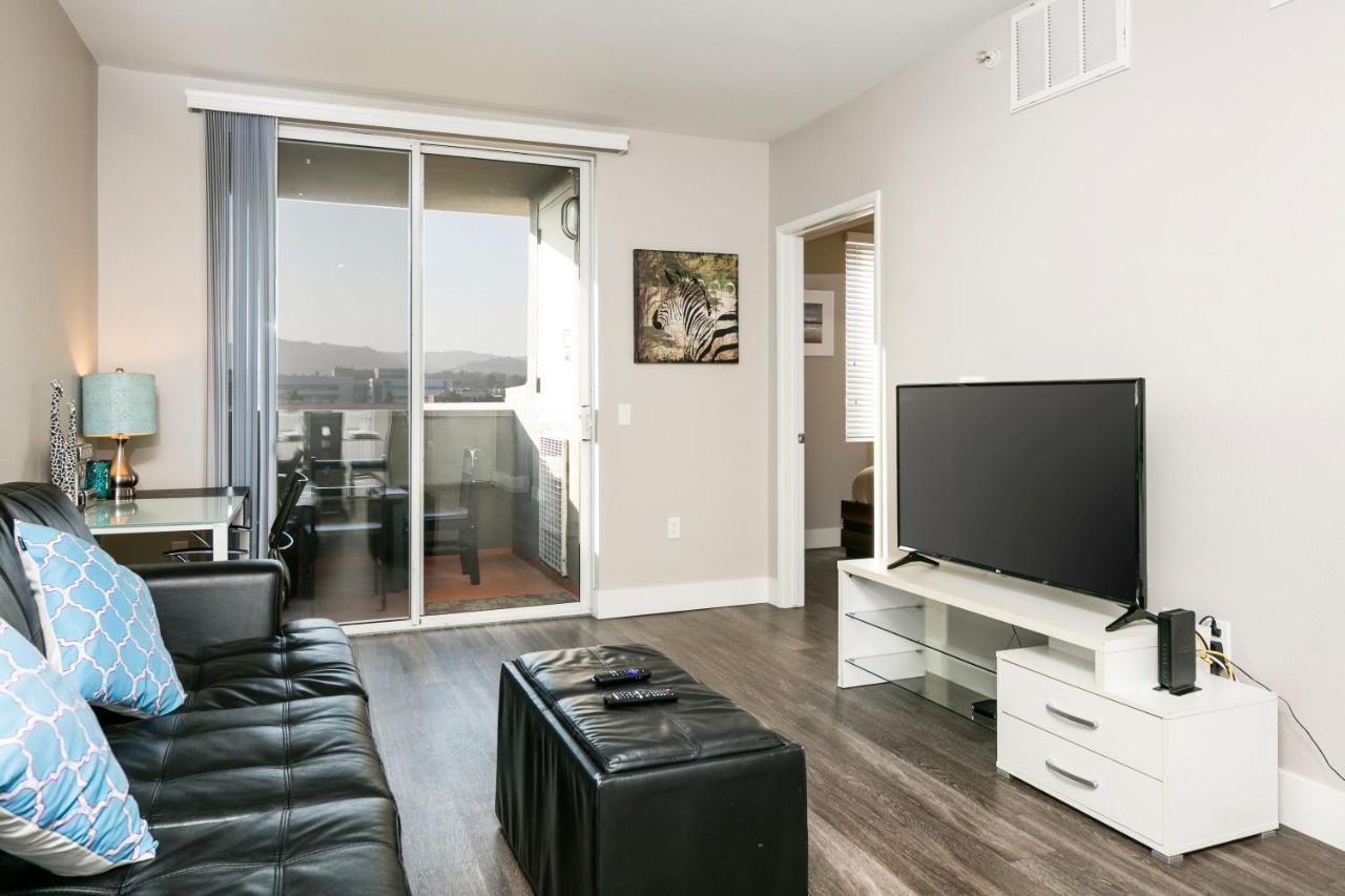 Fully Furnished Suites In Olympic Santa Monica Exteriör bild